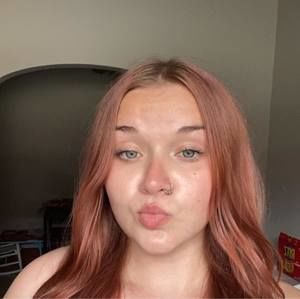 Meet your Posher, Katelyn